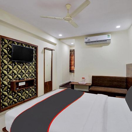 Hotel O Neelkamal Ahmadabad Zewnętrze zdjęcie