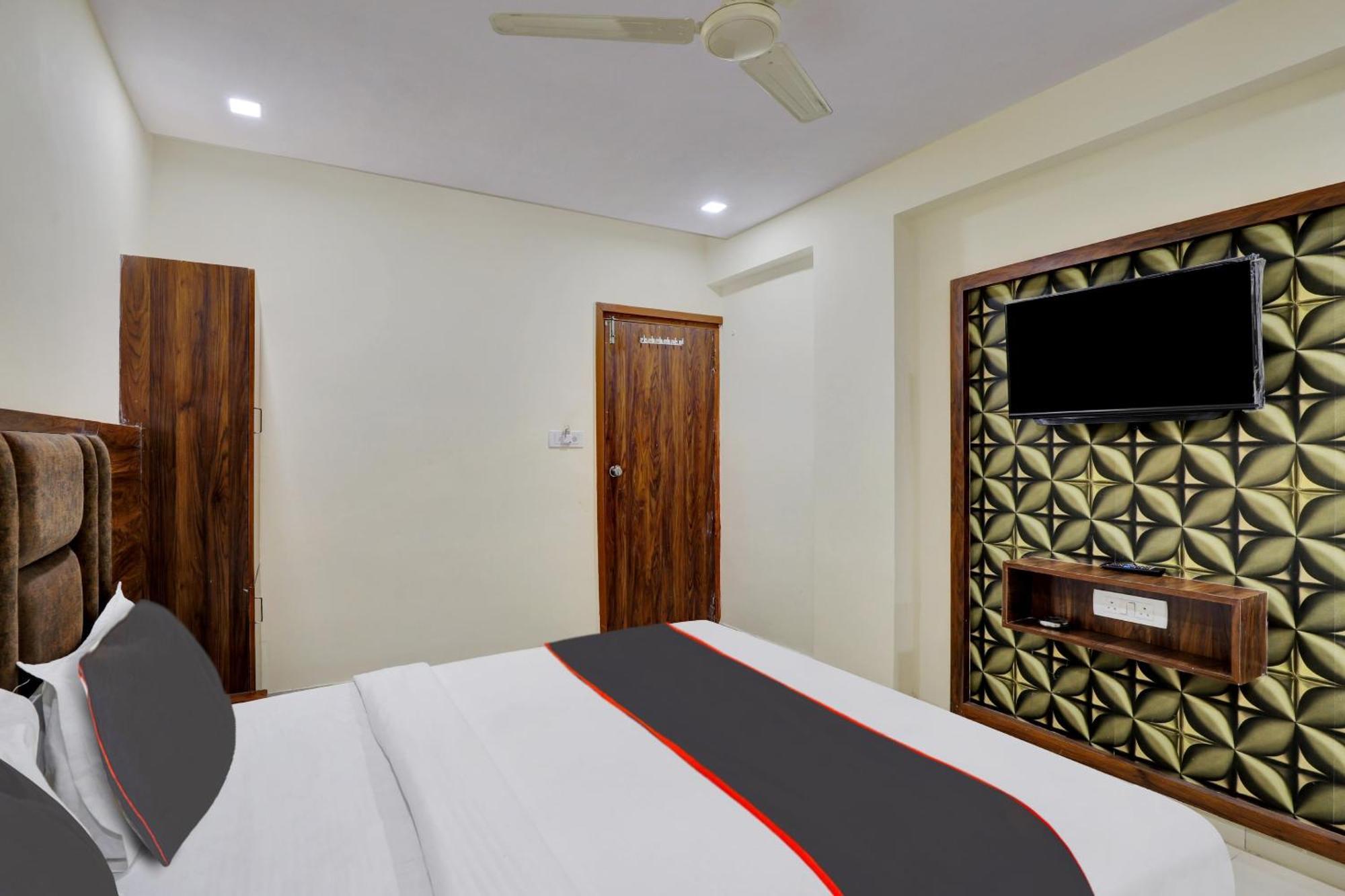 Hotel O Neelkamal Ahmadabad Zewnętrze zdjęcie