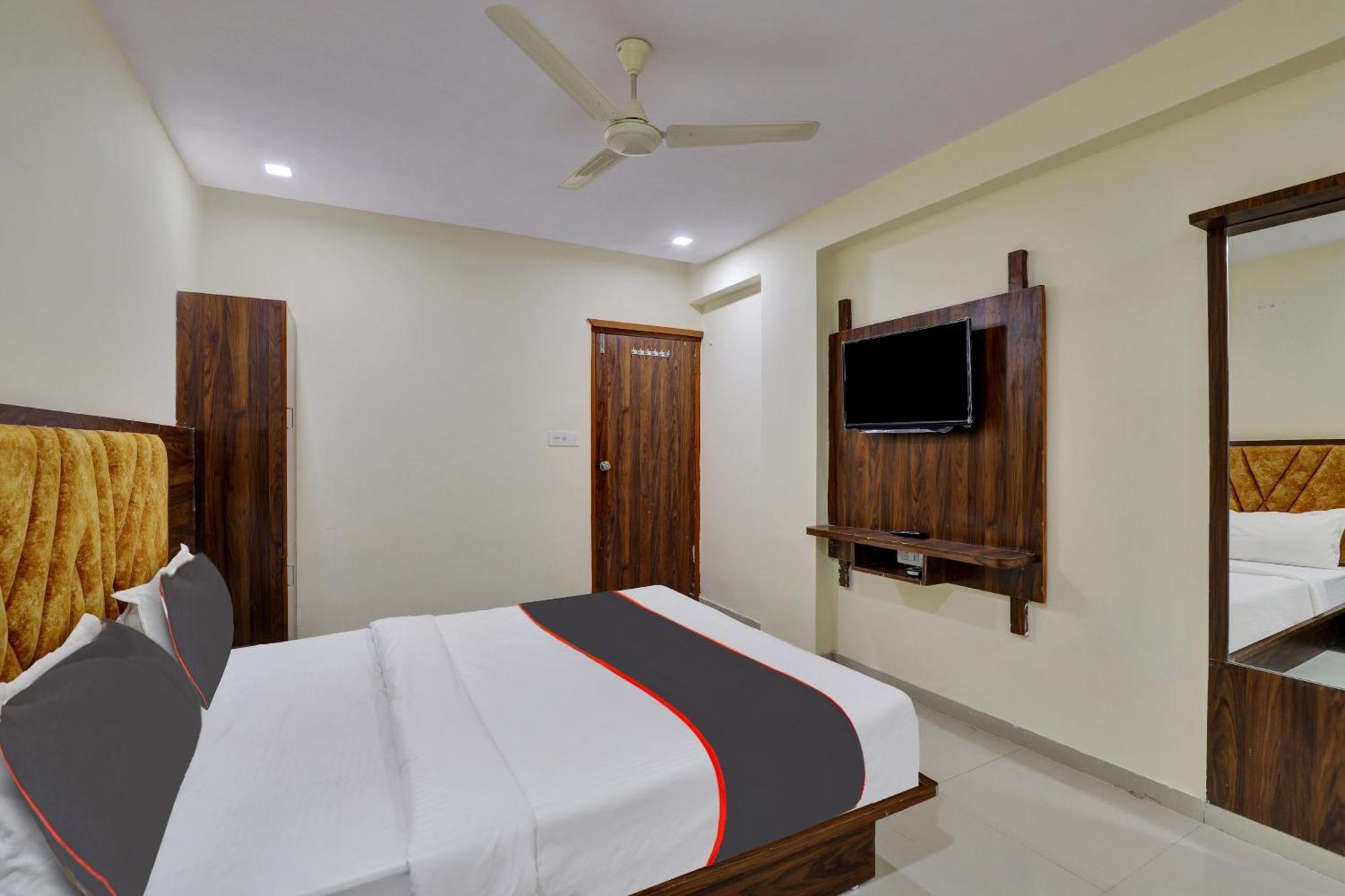 Hotel O Neelkamal Ahmadabad Zewnętrze zdjęcie