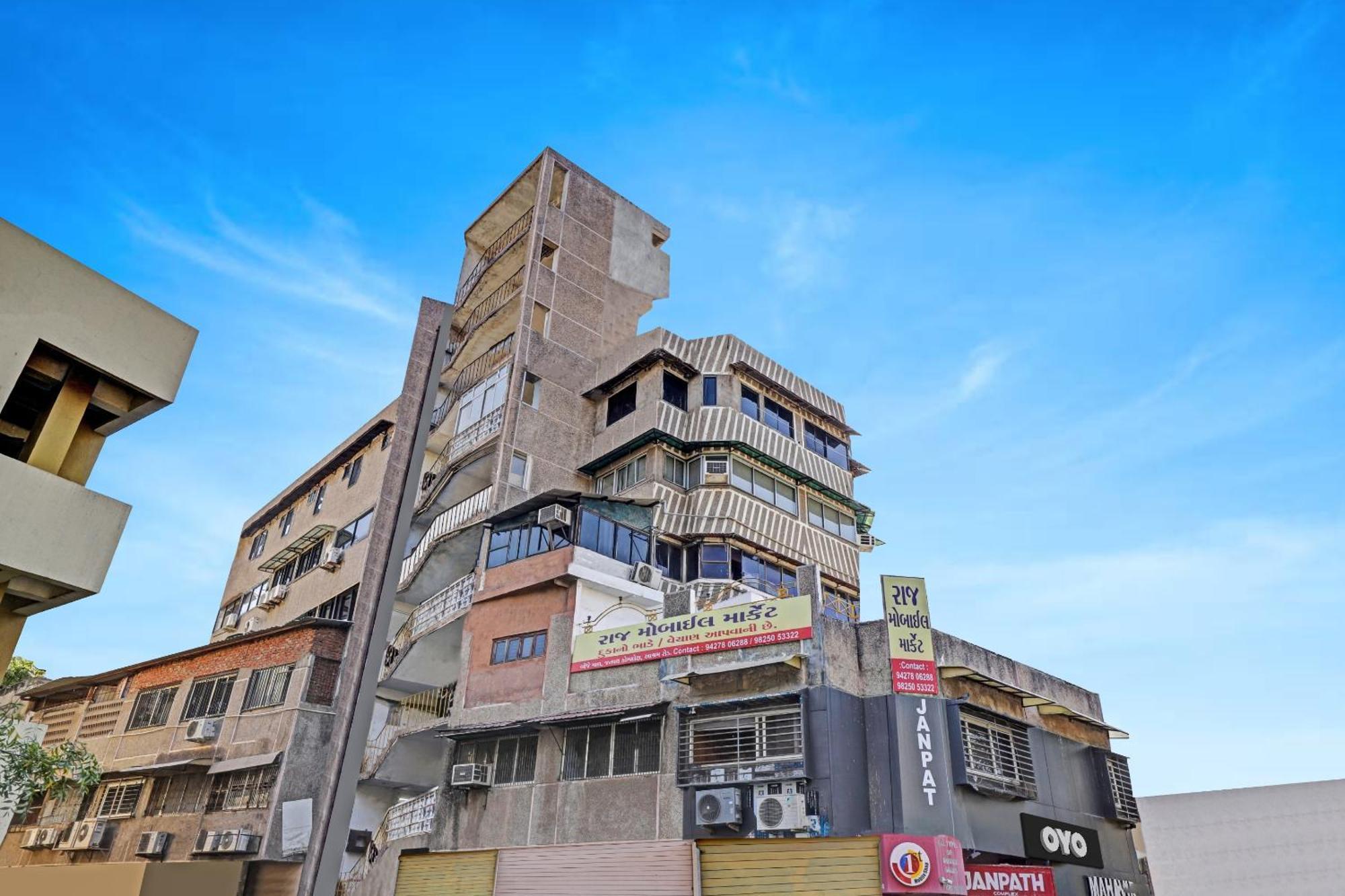 Hotel O Neelkamal Ahmadabad Zewnętrze zdjęcie